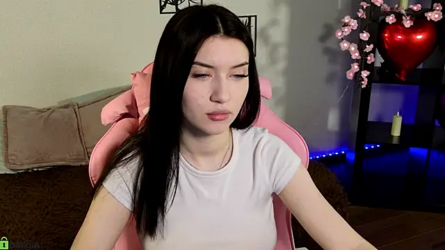 Snapshot of Sugar_Kitten12 chatting on 03/31/26, 02:46 Sugar Kitten12 online show from 03/31/26, 02:46