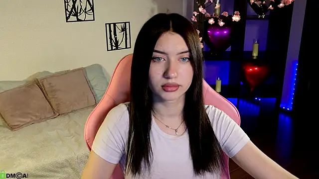 Snapshot of Sugar_Kitten12 chatting on 04/10/26, 01:00 Sugar Kitten12 online show from 04/10/26, 01:00
