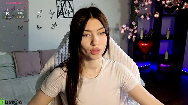 Snapshot of Sugar_Kitten12 chatting on 06/11/26, 02:53 Sugar Kitten12 online show from 06/11/26, 02:53