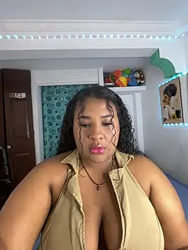 Snapshot of dana_falcoo25 chatting on 06/05/26, 03:46 dana falcoo25 online show from 06/05/26, 03:46