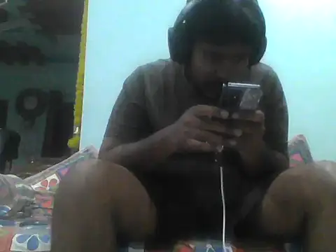 Snapshot of Foxboy65 chatting on 04/02/26, 07:22 Foxboy65 online show from 04/02/26, 07:22