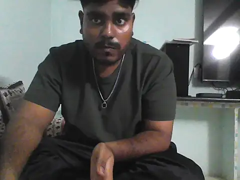 Snapshot of Foxboy65 chatting on 05/03/26, 05:52 Foxboy65 online show from 05/03/26, 05:52