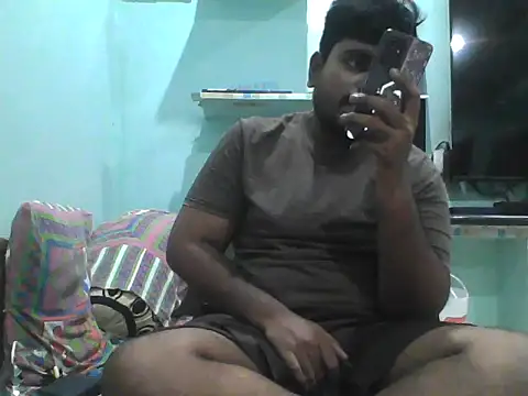 Snapshot of Foxboy65 chatting on 05/21/26, 07:32 Foxboy65 online show from 05/21/26, 07:32