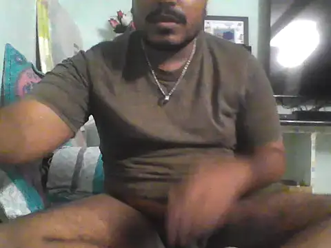 Snapshot of Foxboy65 chatting on 06/06/26, 06:45 Foxboy65 online show from 06/06/26, 06:45