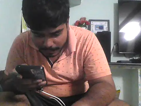 Snapshot of Foxboy65 chatting on 06/08/26, 07:14 Foxboy65 online show from 06/08/26, 07:14