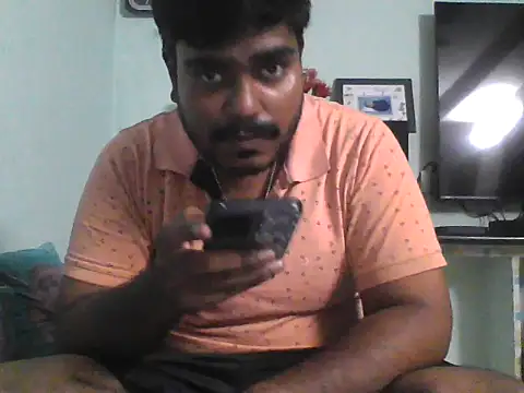 Snapshot of Foxboy65 chatting on 06/11/26, 06:17 Foxboy65 online show from 06/11/26, 06:17