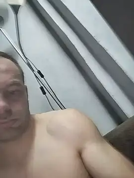 Snapshot of MatusCaddy chatting on 05/16/26, 12:40 MatusCaddy online show from 05/16/26, 12:40