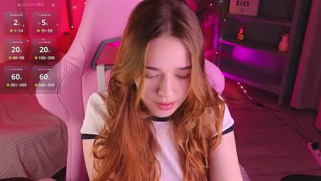 TiffanyVex online show from 05/03/26, 12:44