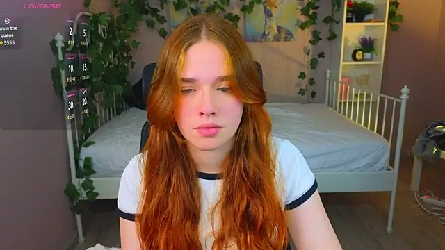 TiffanyVex online show from 05/28/26, 03:53