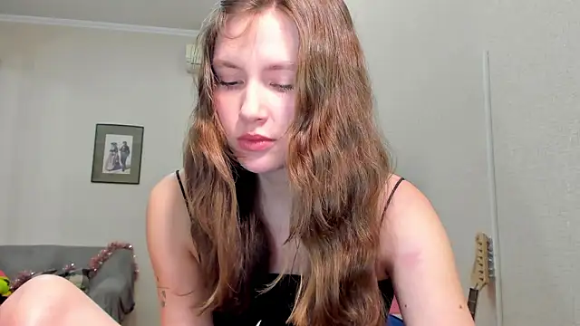 Snapshot of MaryannSofts chatting on 03/15/26, 04:13 MaryannSofts online show from 03/15/26, 04:13