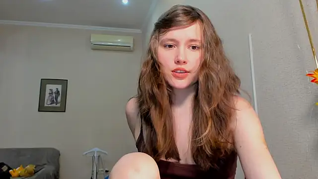 Snapshot of MaryannSofts chatting on 04/19/26, 04:50 MaryannSofts online show from 04/19/26, 04:50
