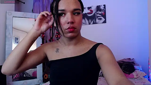 Snapshot of Candyy_doll__ chatting on 03/27/26, 07:14 Candyy doll online show from 03/27/26, 07:14