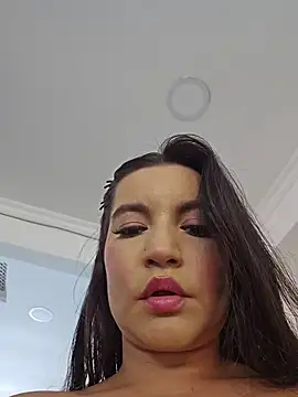 Pretty Julieta online show from 07/28/26, 07:15