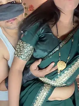 Snapshot of your_bhabhi_love chatting on 04/18/26, 05:50 your bhabhi love online show from 04/18/26, 05:50