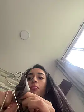 Snapshot of leilani_X chatting on 04/04/26, 11:51 leilani X online show from 04/04/26, 11:51
