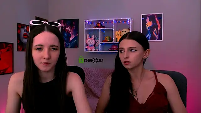 Snapshot of bella_dorn chatting on 06/11/26, 01:20 bella dorn online show from 06/11/26, 01:20