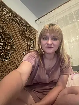 Snapshot of lovely_angel_baby chatting on 06/06/26, 08:35 lovely angel baby online show from 06/06/26, 08:35