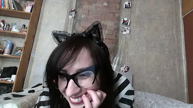 Snapshot of Barbie_Rococo chatting on 04/24/26, 07:27 Barbie Rococo online show from 04/24/26, 07:27