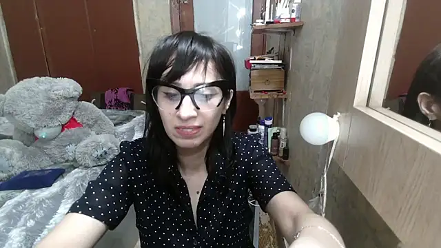 Snapshot of Barbie_Rococo chatting on 04/29/26, 04:00 Barbie Rococo online show from 04/29/26, 04:00