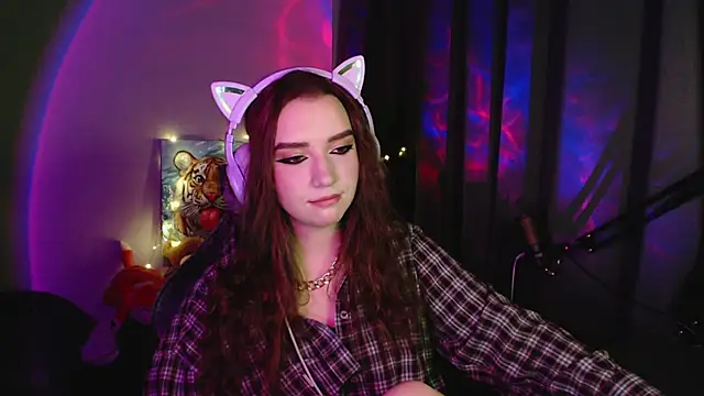 Snapshot of Celia_Sensual_ chatting on 06/08/26, 07:25 Celia Sensual online show from 06/08/26, 07:25