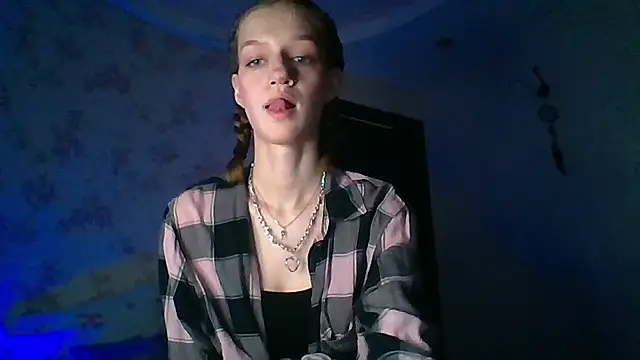 Snapshot of Chrissy_Joyful chatting on 04/10/26, 05:01 Chrissy Joyful online show from 04/10/26, 05:01
