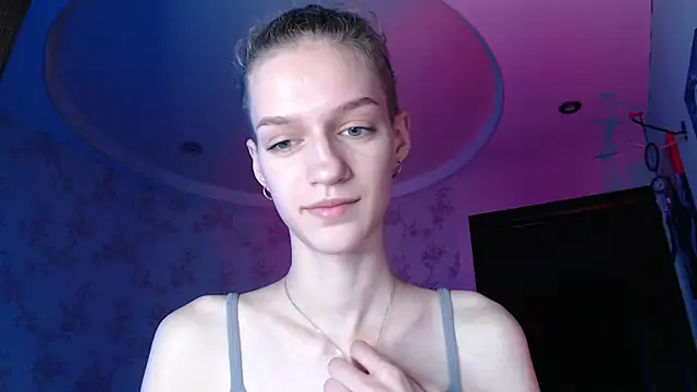 Chrissy Joyful online show from 06/18/26, 09:14