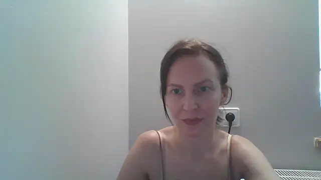 AnnaTight online show from 08/05/26, 08:17