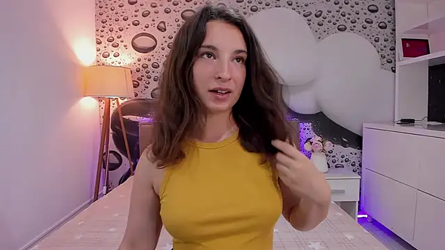 JosephineRows online show from 07/04/26, 12:22