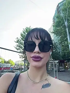 RaniaSnow online show from 07/17/26, 05:25