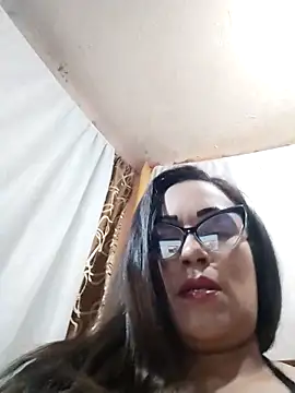 Snapshot of maroita chatting on 06/06/26, 03:06 maroita online show from 06/06/26, 03:06