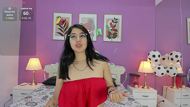 YayaQueen online show from 07/13/26, 12:08
