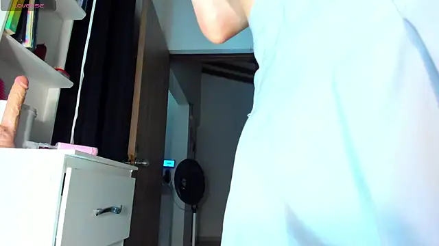 SkyeGabbyRose online show from 07/03/26, 10:21