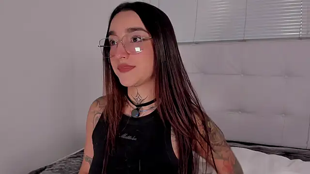 Emily Rousess online show from 07/10/26, 11:18