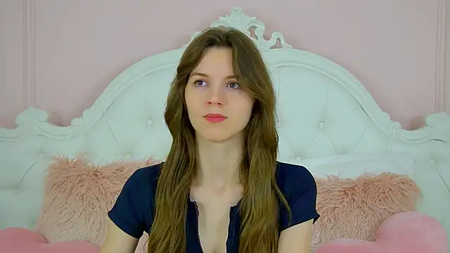 Snapshot of AmaliaLima chatting on 07/19/26, 04:05 AmaliaLima online show from 07/19/26, 04:05
