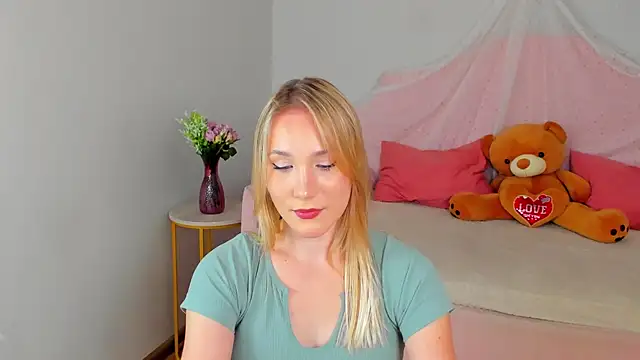 ElaraVoltage online show from 07/11/26, 05:04