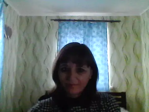 Snapshot of Alisaprice077 chatting on 03/18/26, 11:02 Alisaprice077 online show from 03/18/26, 11:02