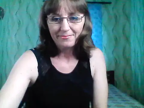 Snapshot of Alisaprice077 chatting on 04/11/26, 07:56 Alisaprice077 online show from 04/11/26, 07:56
