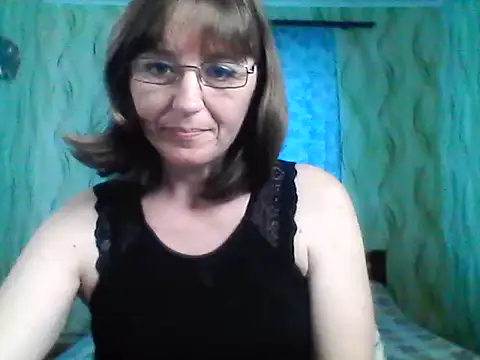 Snapshot of Alisaprice077 chatting on 04/13/26, 07:36 Alisaprice077 online show from 04/13/26, 07:36