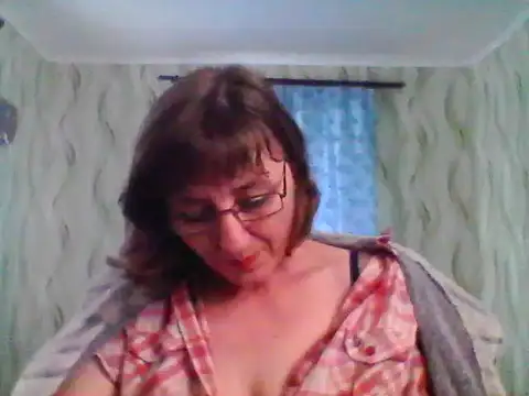 Snapshot of Alisaprice077 chatting on 04/18/26, 08:51 Alisaprice077 online show from 04/18/26, 08:51