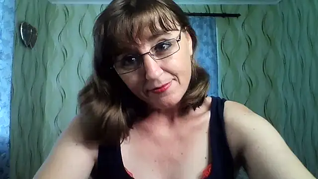 Alisaprice077 online show from 07/18/26, 09:46