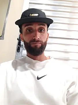 Snapshot of kaetanor chatting on 05/13/26, 09:11 kaetanor online show from 05/13/26, 09:11