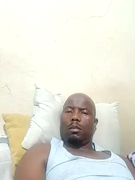 Zolani003 online show from 05/05/26, 07:44