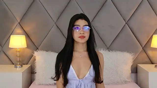 OliviaDiaz online show from 04/30/26, 08:15