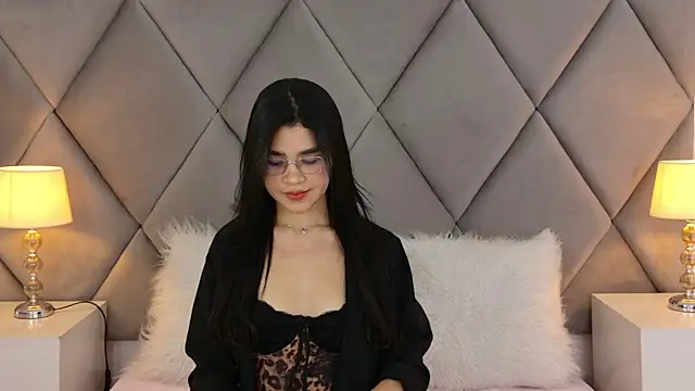 OliviaDiaz online show from 05/02/26, 08:03