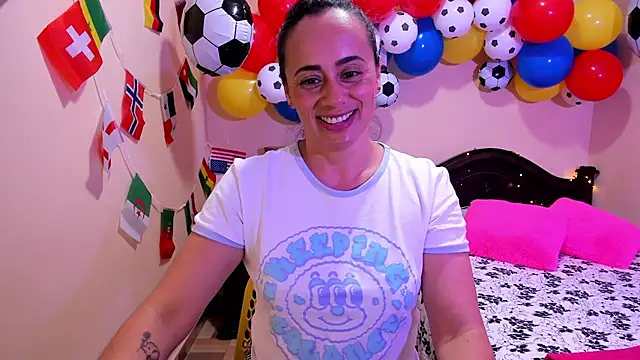 sara florez12 online show from 06/11/26, 11:36