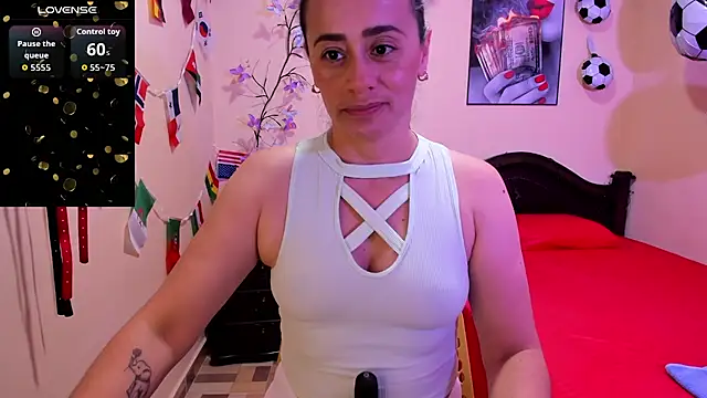 sara florez12 online show from 07/05/26, 12:12