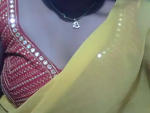 Snapshot of Rashmi_hotgirl chatting on 05/22/26, 04:45 Rashmi hotgirl online show from 05/22/26, 04:45
