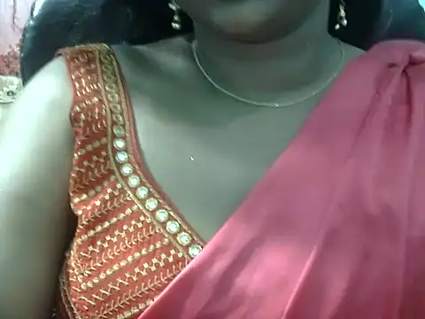 Snapshot of Rashmi_hotgirl chatting on 06/08/26, 04:18 Rashmi hotgirl online show from 06/08/26, 04:18