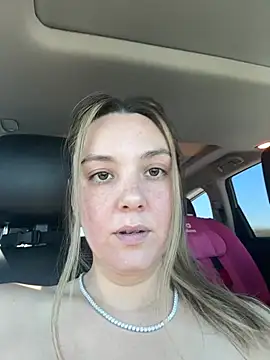 Magentavixen21 online show from 05/31/26, 05:20