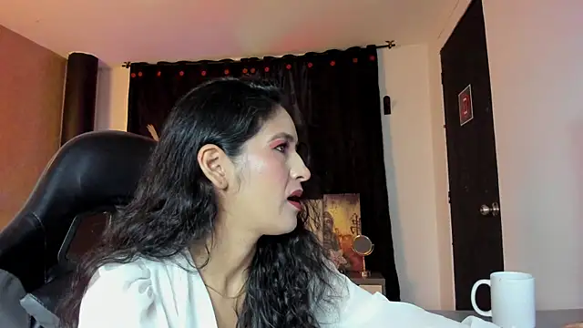 Snapshot of Vicky_Angeel chatting on 05/07/26, 01:27 Vicky Angeel online show from 05/07/26, 01:27